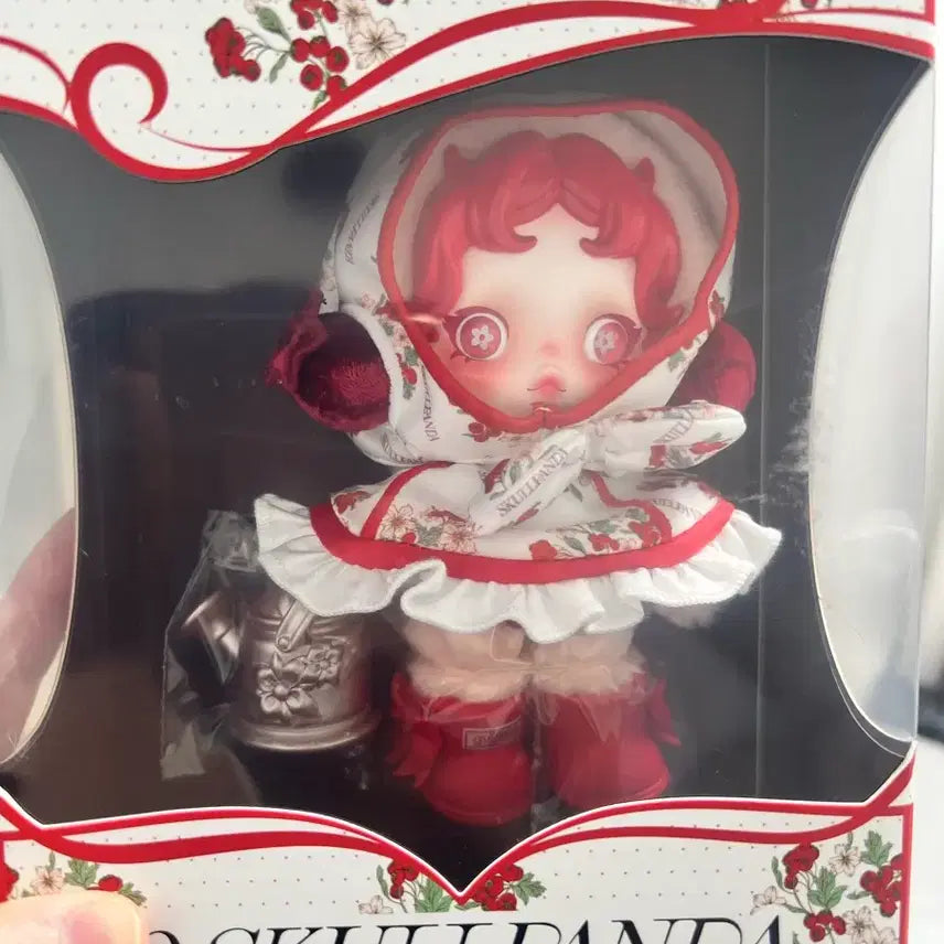 [BUNJANG] Pop Mart Skullpanda Series "In The Garden" Keychain Act 4 Petal (Sealed) / 팝마트 스컬판다 꽃들 사이에서 키링 시리즈 꽃잎의 4막 미개봉 새상품