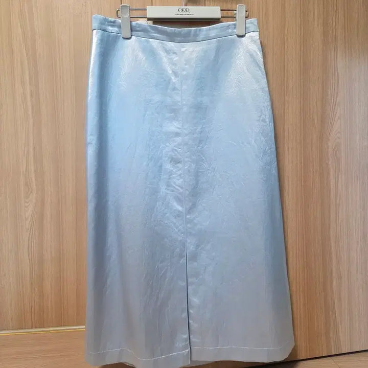[BUNJANG] ORR Satin Wrinkle Skirt &amp; Blouse Set / (무배)ORR  새틴 링클 스커트 &amp; 블라우스 셋업