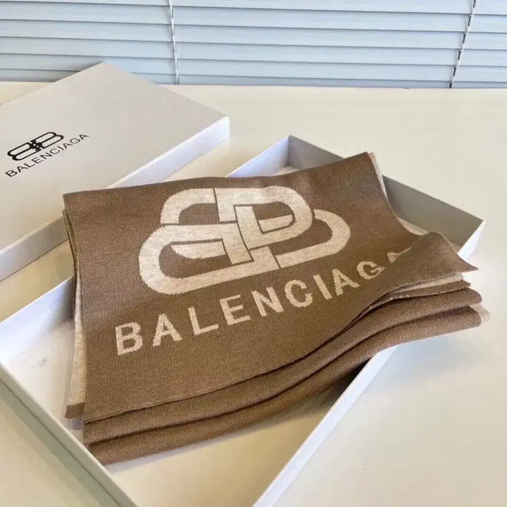 [BUNJANG] Balenciaga Logo Jacquard Wool Scarf / 발렌시아가 머플러 정품 로고 자카드 울 여성 200x32cm