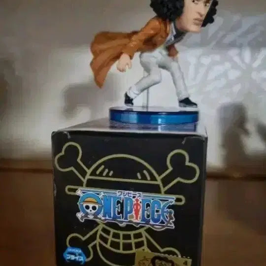 [BUNJANG] Banpresto One Piece Kuzan (Aokiji) World Collectable Figure / 반프레스토 원피스 아오키지 쿠잔 월콜 피규어