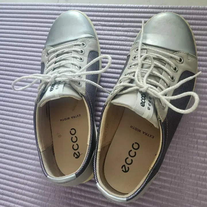 [BUNJANG] Ecco Silver Sneakers Golf Shoes / 에코 ecco 은색 스니커즈골프 운동화