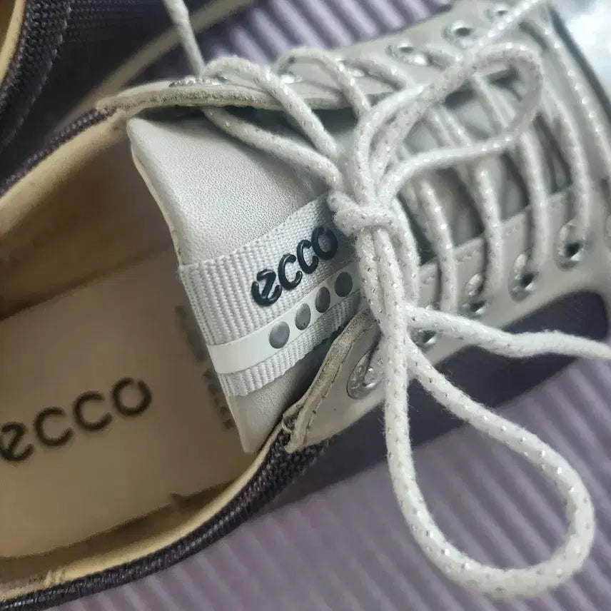 [BUNJANG] Ecco Silver Sneakers Golf Shoes / 에코 ecco 은색 스니커즈골프 운동화