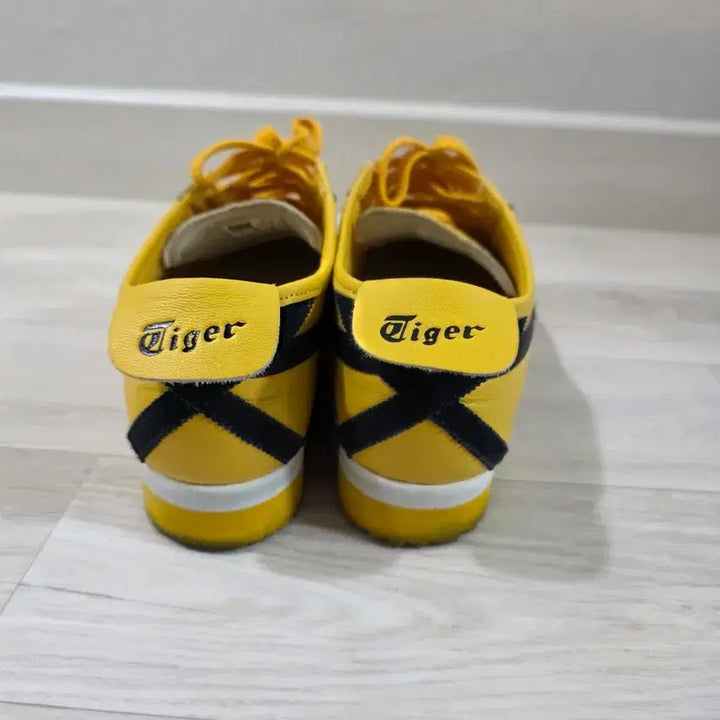 [BUNJANG] Onitsuka Tiger Mexico 66 PF Yellow Shoes / 오니츠카타이거 멕시코66 판매합니다.