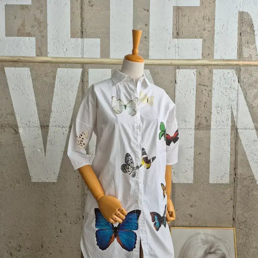 [BUNJANG] White Butterfly Print Blouse Shirt / 나비 프린팅 화이트 셔츠 블라우스
