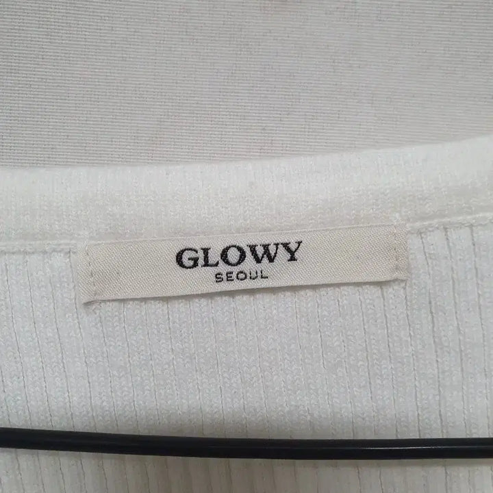 [BUNJANG] Glowy Short-Sleeve Knit / Glowy 반팔 니트