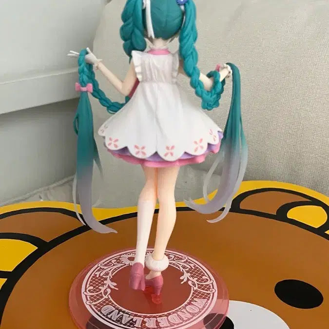 [BUNJANG] Hatsune Miku Wonderland Vol. 3 Rapunzel Figure / 하츠네미쿠 원더랜드 라푼젤 피규어