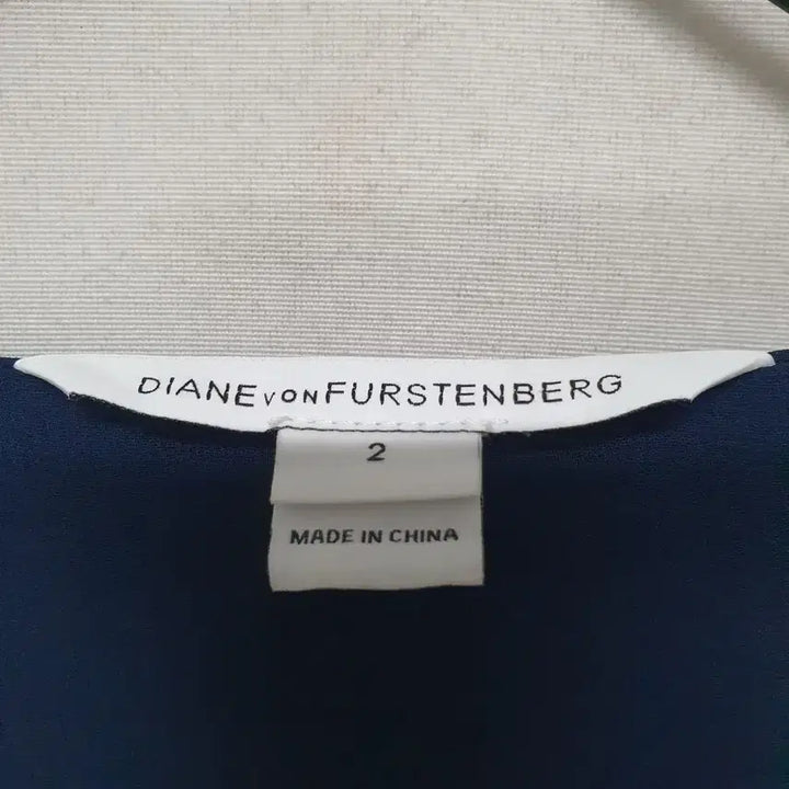 [BUNJANG] Diane von Furstenberg Silk Wrap Dress / 다이앤본퍼스텐버그 원피스
