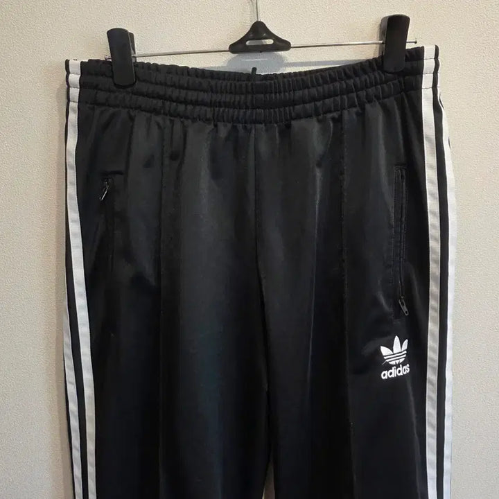 [BUNJANG] Adidas 3-Stripes Training Pants Black S / 아디다스 3선 트레이닝 팬츠 블랙 S