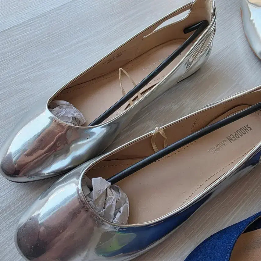 [BUNJANG] Shoopen Silver Flat Shoes / SHOOPEN 슈펜 실버 플랫 슈즈