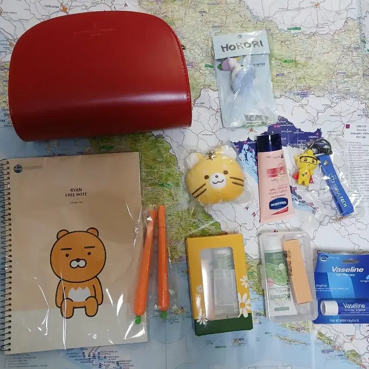 [BUNJANG] Kakao Friends Ryan Pouch &amp; Stationery Set / 카카오 라이언 파우치 &amp; 문구 세트 ( 새제품 )