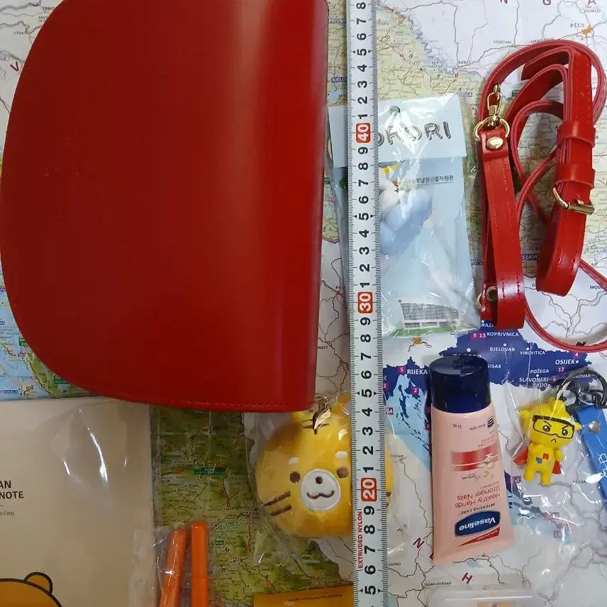 [BUNJANG] Kakao Friends Ryan Pouch &amp; Stationery Set / 카카오 라이언 파우치 &amp; 문구 세트 ( 새제품 )