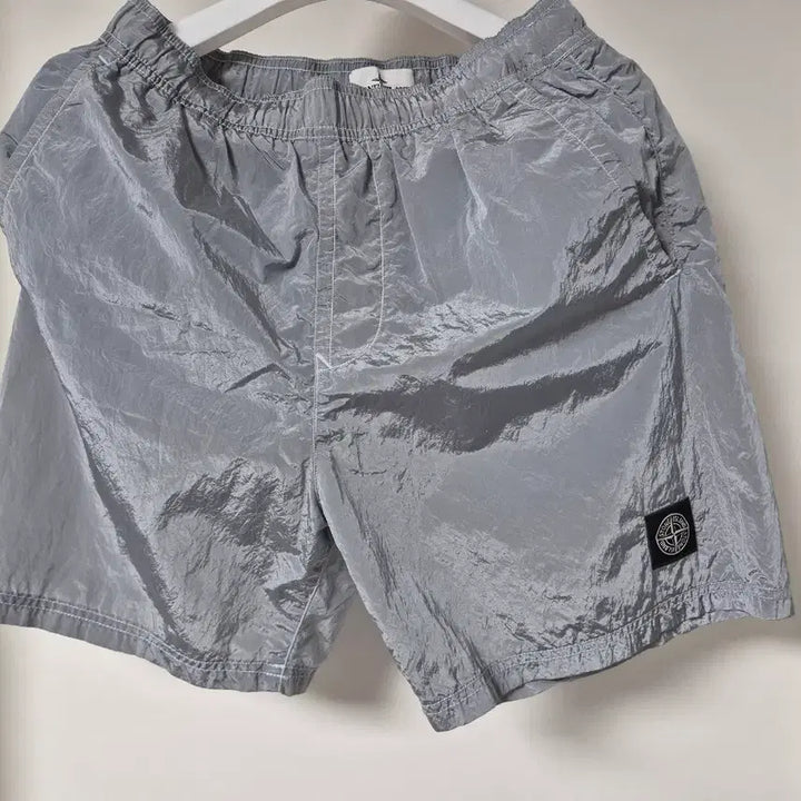 [BUNJANG] Stone Island Nylon Swim Trunks Shorts Light Grey S / [S] 스톤아일랜드 반바지 B0943 나일론 스윔 트렁크 팬츠 라이트그레