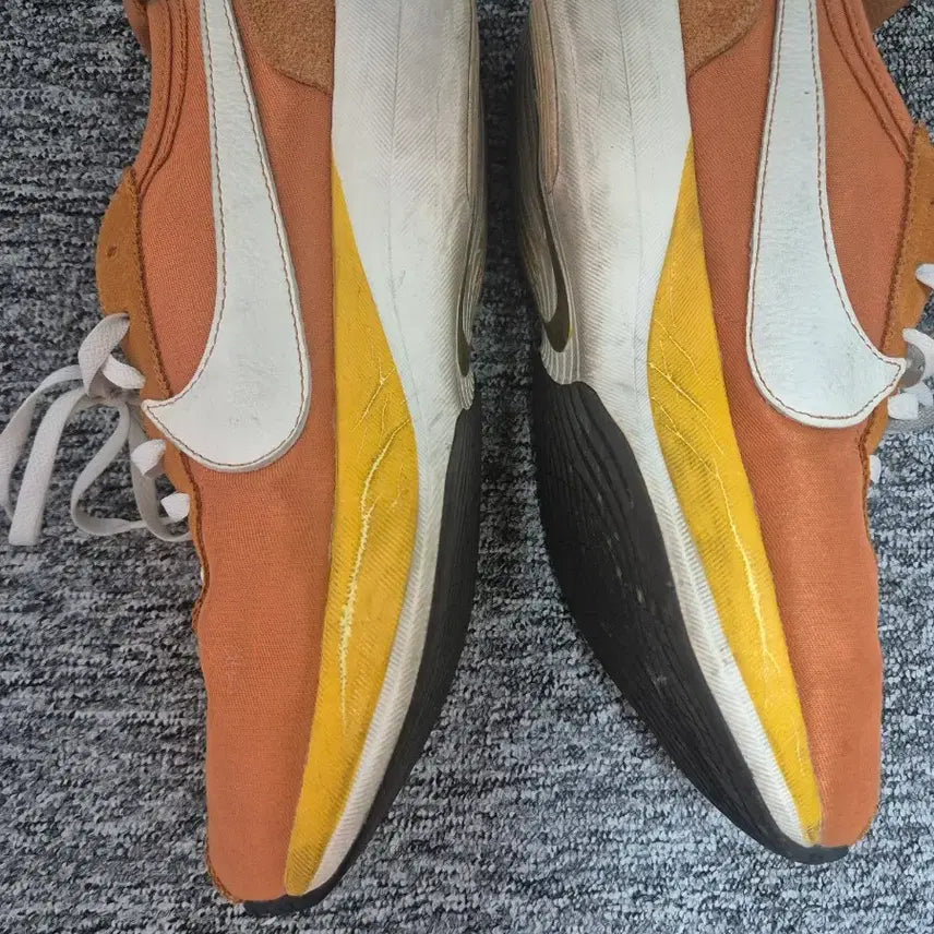 [BUNJANG] Nike Moon Racer 300 Shoes / 나이키 문레이서 300 판매합니다