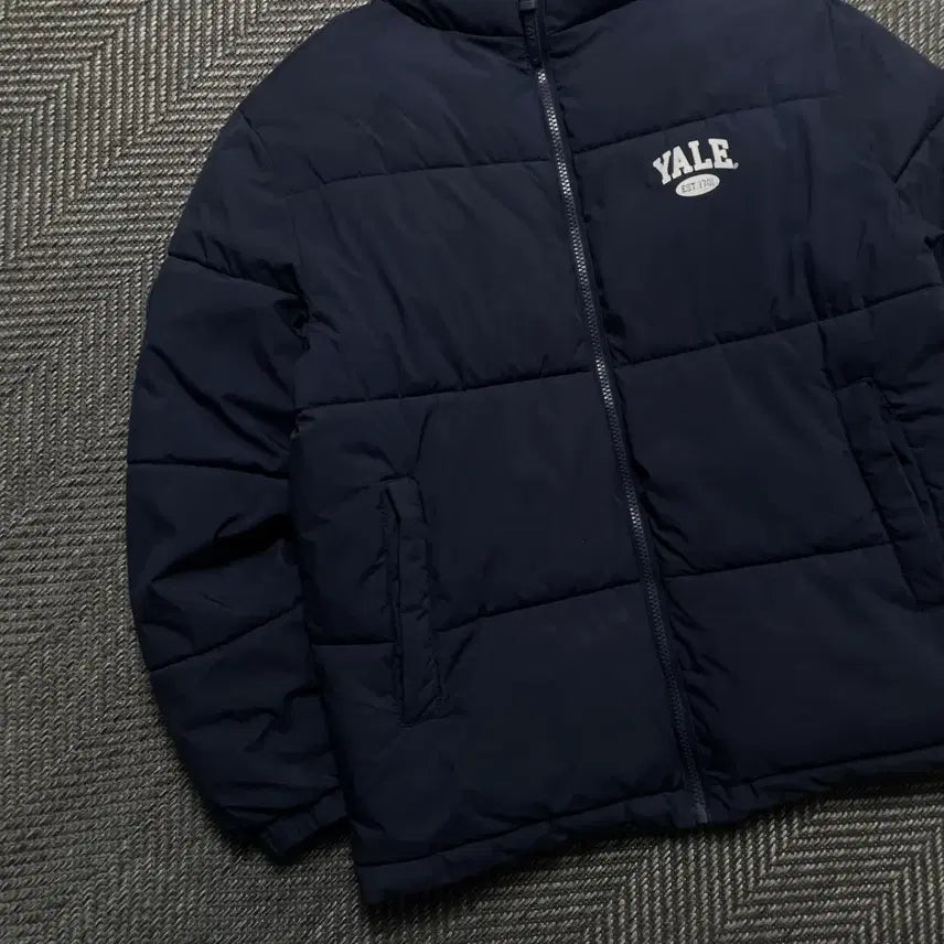 [BUNJANG] YALE Basic Logo Puffer Padding / YALE 예일 로고 베이직 푸퍼 패딩o 5541