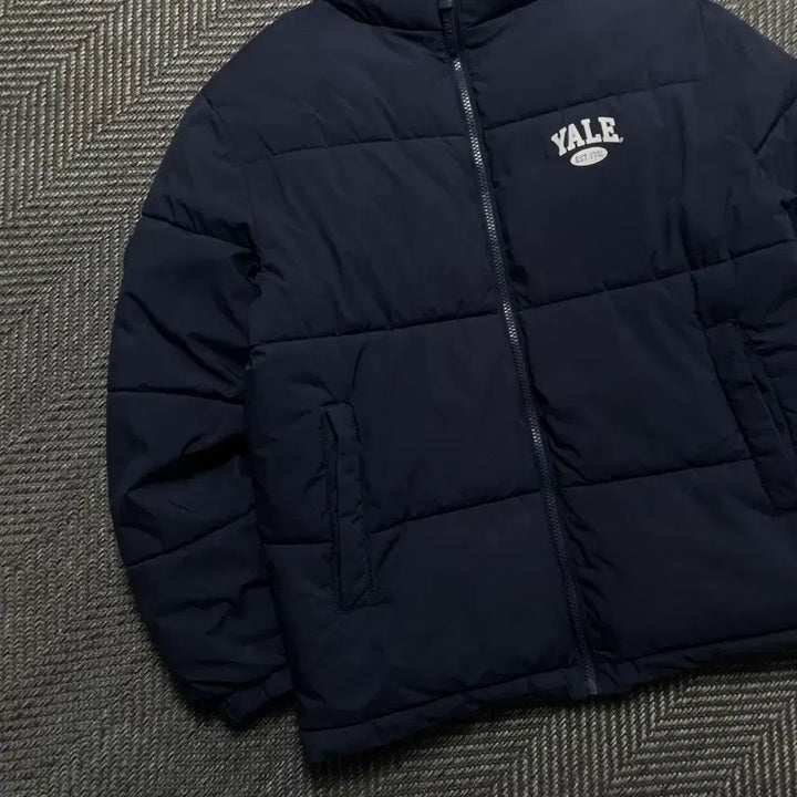 [BUNJANG] YALE Basic Logo Puffer Padding / YALE 예일 로고 베이직 푸퍼 패딩o 5541