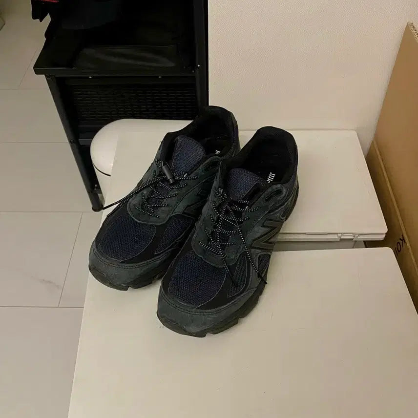 [BUNJANG] New Balance Jawn 990v4 Navy US 10.5 / 뉴발란스 자운드 990v4 네이비 285