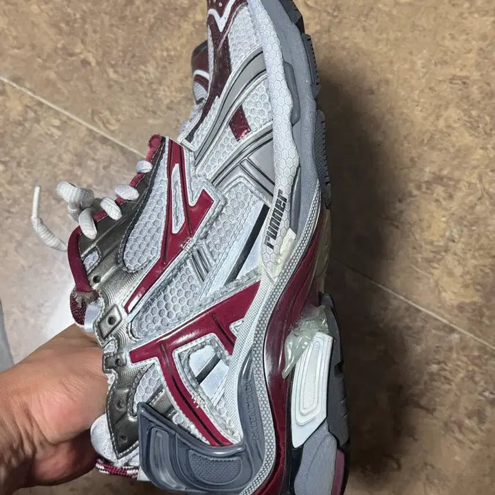 [BUNJANG] Balenciaga New Runner Burgundy Size 41 / 발렌시아가 뉴러너 버건디 41