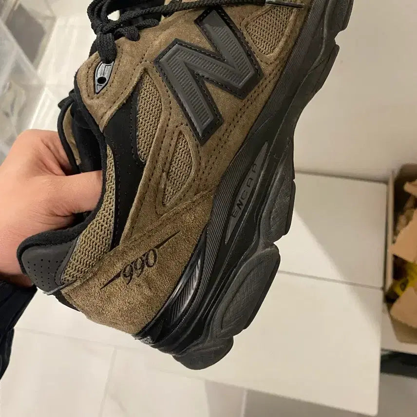 [BUNJANG] New Balance Jound 990v3 Sneakers (290mm) / 뉴발란스 자운드 990v3 290