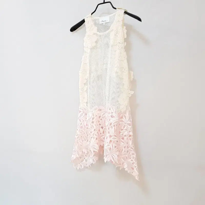 [BUNJANG] 3.1 Phillip Lim Scalloped Lace Mesh Sleeveless Top Ivory/Pink/Skin / 3.1 PHILLIP LIM 필립림 스칼럽레이스 메쉬탑 그물나시 C511
