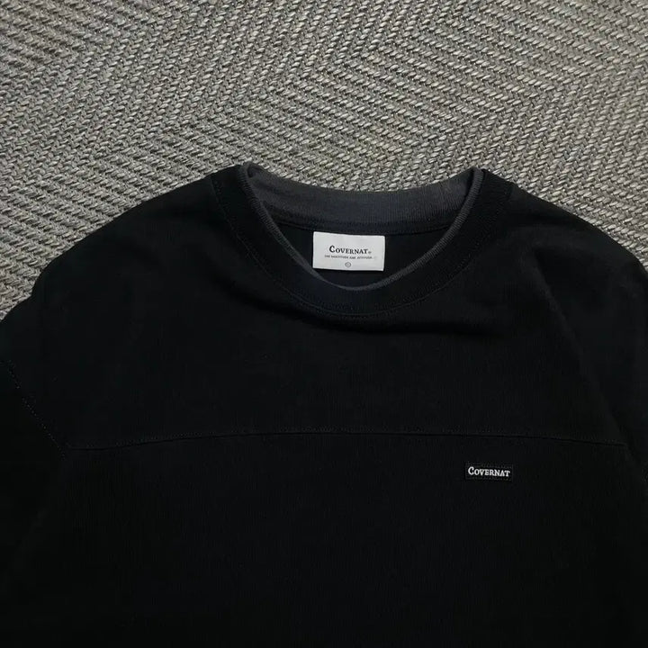 [BUNJANG] Covernat Layered Neck Small Logo Boxy Fit T-Shirt Black / 커버낫 넥 레이어드 스몰로고 박시핏 반팔 티셔츠 블랙o 5549