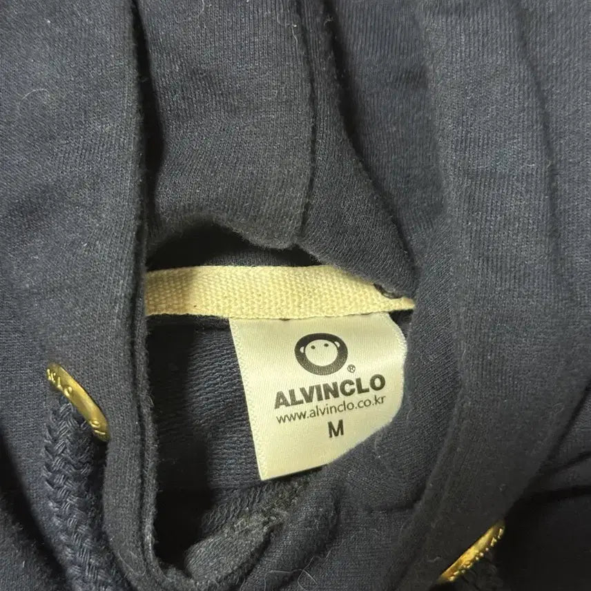 [BUNJANG] ALVINCLO Navy Short-Sleeve Hoodie (Size M) / ALVINCLO 네이비 반팔 후드티 M