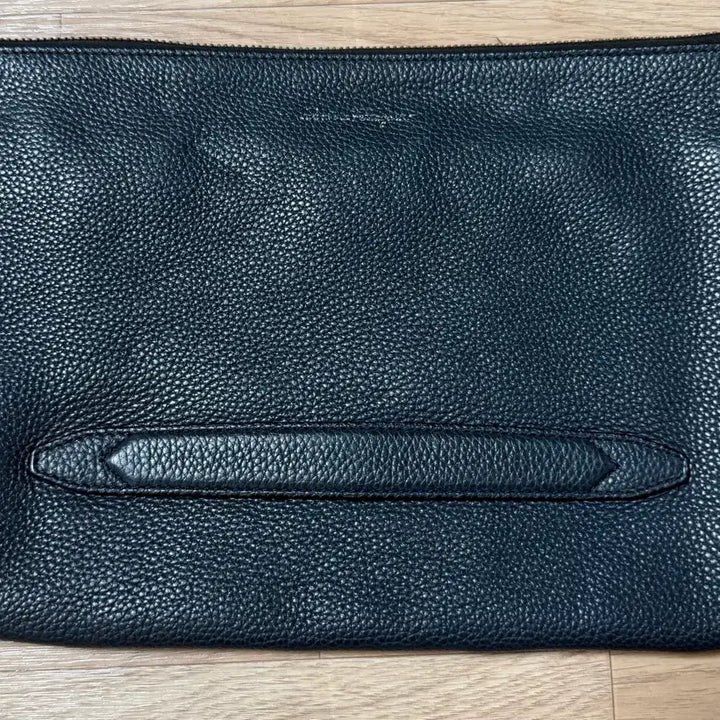 [BUNJANG] Salvatore Ferragamo Revival Leather Clutch Bag Navy / 살바토레 페라가모 리바이벌 클러치백 가죽 네이비