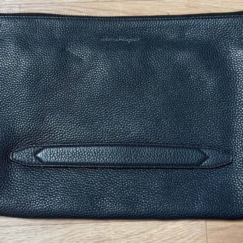 [BUNJANG] Salvatore Ferragamo Revival Leather Clutch Bag Navy / 살바토레 페라가모 리바이벌 클러치백 가죽 네이비