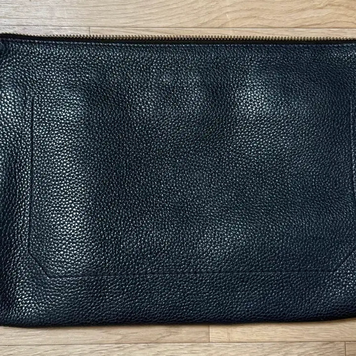 [BUNJANG] Salvatore Ferragamo Revival Leather Clutch Bag Navy / 살바토레 페라가모 리바이벌 클러치백 가죽 네이비