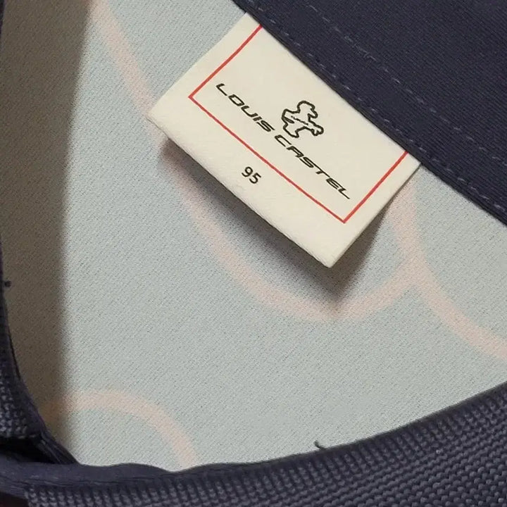 [BUNJANG] Louis Castel "Airuka Symbol" Short Sleeve T-Shirt / 루이까스텔 전판 아이루카 심볼 반팔 티셔츠