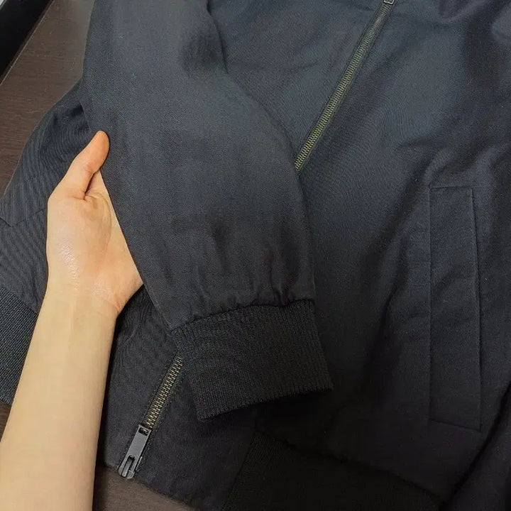 [BUNJANG] COS Black Blouson Jumper Jacket Men&