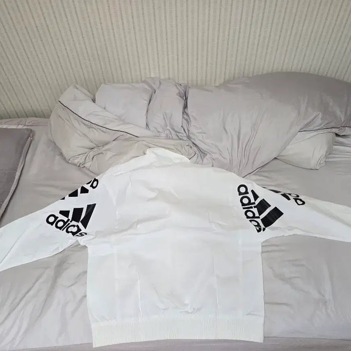 [BUNJANG] Adidas Unisex Performance FI BP1 Woven Jacket XL / 거의 새상품)아디다스 공용 퍼포먼스 FI BP1 우븐 자켓(XL)