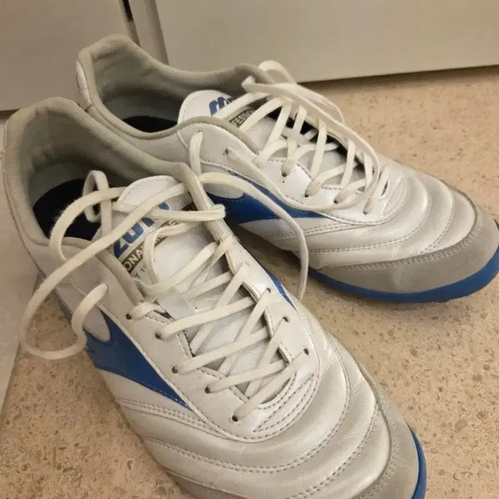 [BUNJANG] Mizuno Futsal Shoes Size 275 / 미즈노 풋살화275