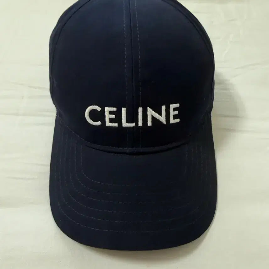 [BUNJANG] Celine Navy Embroidered Logo Ball Cap / [정품] 셀린느 볼캡 네이비 L사이즈