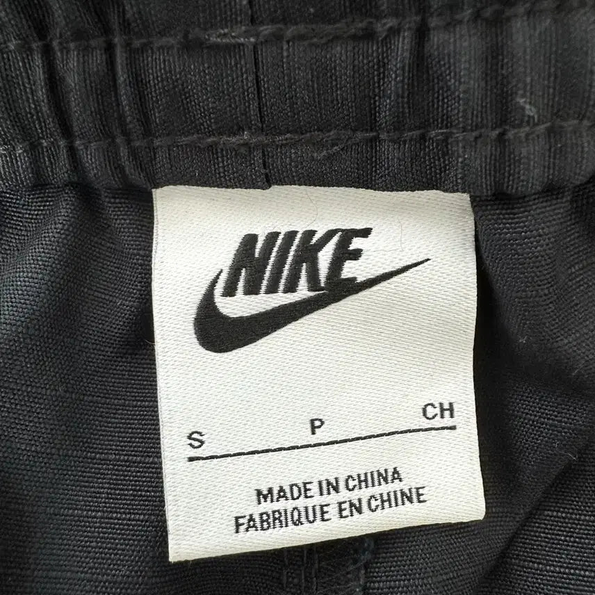[BUNJANG] Nike Woven Cargo 5-inch Bermuda Shorts / 나이키 쇼츠 우븐 카고 5부 반바지 버뮤다팬츠 (S)