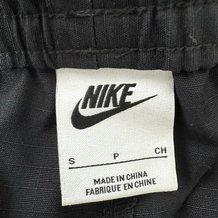 [BUNJANG] Nike Woven Cargo 5-inch Bermuda Shorts / 나이키 쇼츠 우븐 카고 5부 반바지 버뮤다팬츠 (S)