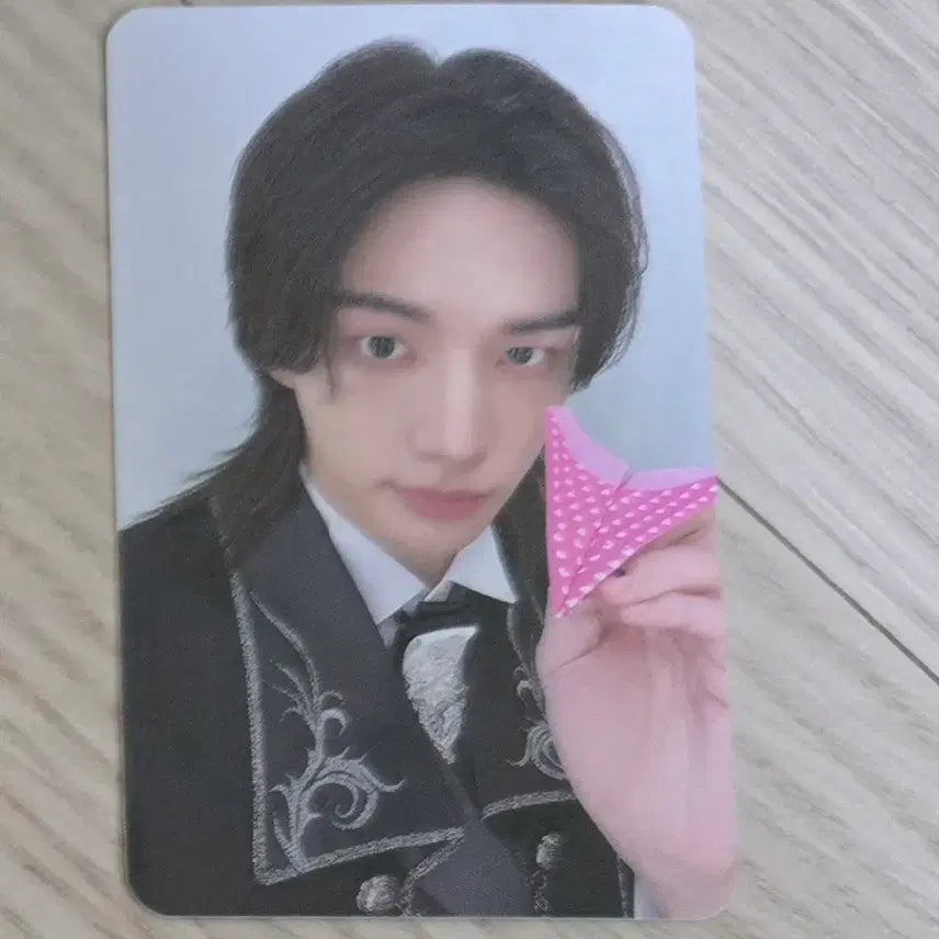 [BUNJANG] Stray Kids SKZOO EAATW Hyunjin Photocard POB / 스트레이키즈 스키즈 SKZOO EAATW 특전 포카 현진