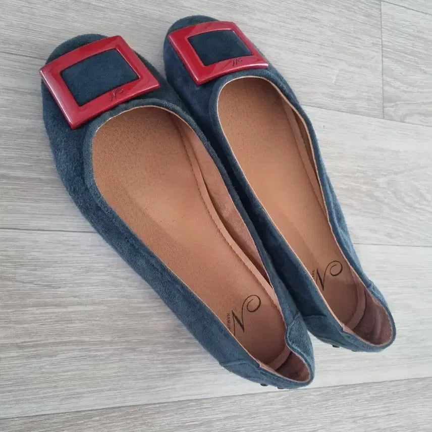 [BUNJANG] Namuhana Suede Loafers (250) / 나무하나 로퍼 250