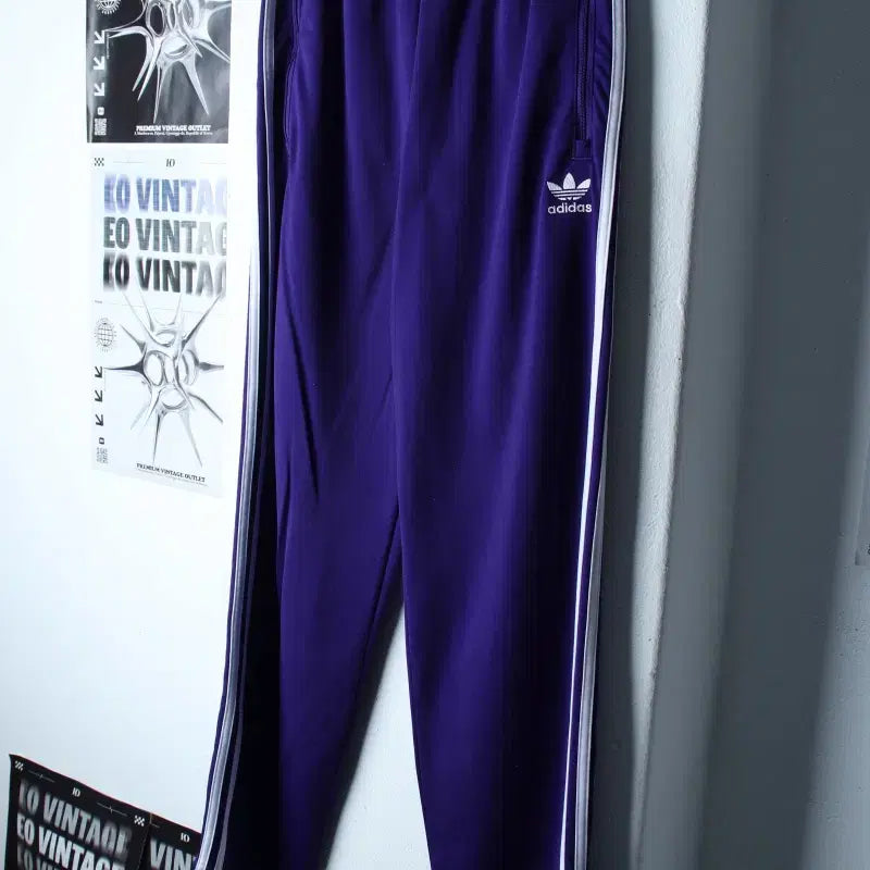 [BUNJANG] Adidas Training Pants Original Faber Purple Three Stripes - 264E / (S-M) 아디다스 트레이닝복 바지 오리지널 파버 퍼플 삼선-264E