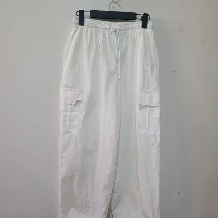 [BUNJANG] Fragment White Cargo Jogger Pants / 프렌치먼트 화이트 카고 조거팬츠
