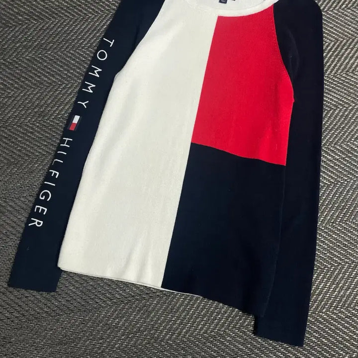 [BUNJANG] Tommy Hilfiger Archive Colorblock Cotton Knit Round Neck Sweater / 타미힐피거 아카이브 라운드 넥 컬러블록 코튼 니트y 5546