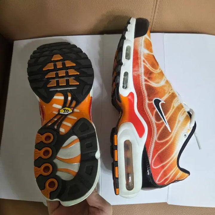 [BUNJANG] Nike Air Max Plus 270 / 나이키 에어맥스 플러스 270