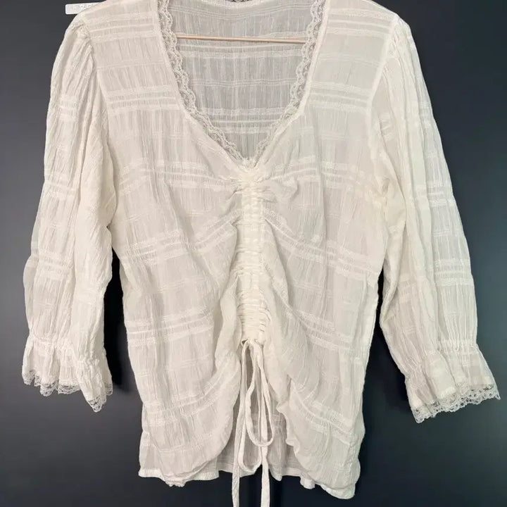 [BUNJANG] Cotton Lace Blouse - Free Size / 면 레이스 블라우스 프리사이즈