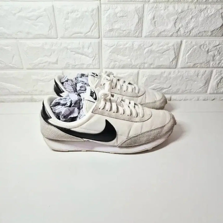 [BUNJANG] Nike Air Max 270 Daybreak Summit White Black / 나이키 270 데이브레이크 써밋 화이트 블랙