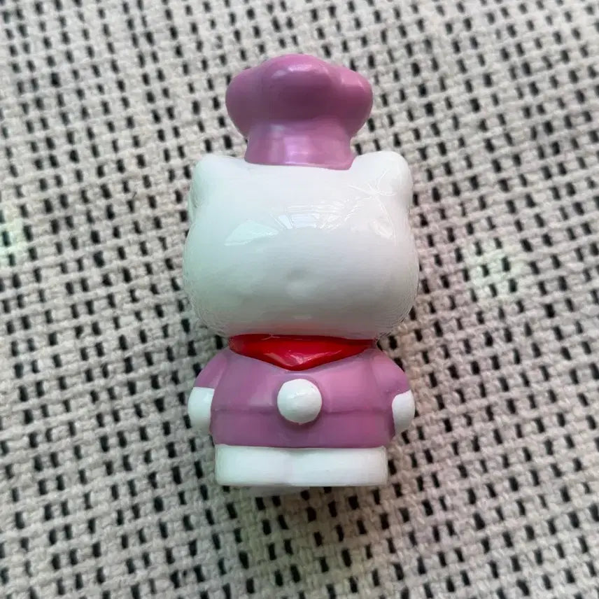 [BUNJANG] Vintage Hello Kitty Chef Pepper Shaker Figure / 고전 헬로키티 요리사 후추통 피규어 도자기