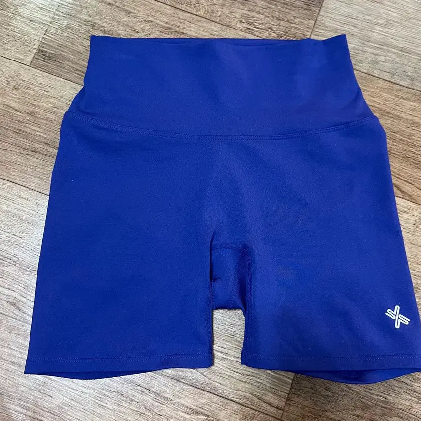 [BUNJANG] Xexymix 3-Inch Dazzling Blue Biker Shorts (Size L) / 젝시믹스 바이커쇼츠 3부 대즐링블루 L