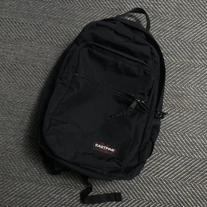 [BUNJANG] Eastpak Original Backpack Black 90s / 90s 이스트팩 오리지날 백팩 블랙 y 5549