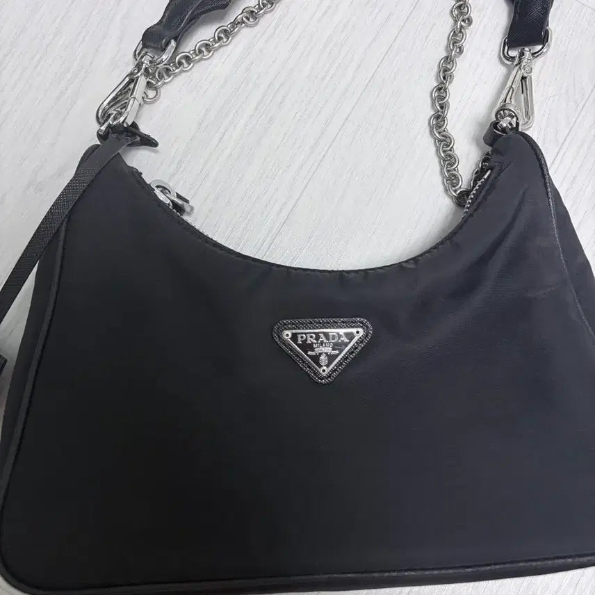 [BUNJANG] Shoulder Bag / 프라다호보백