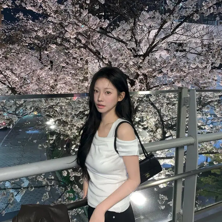 [SOLD OUT] 리즈 leeds 로지 레이어드 티 Rosy layered tee