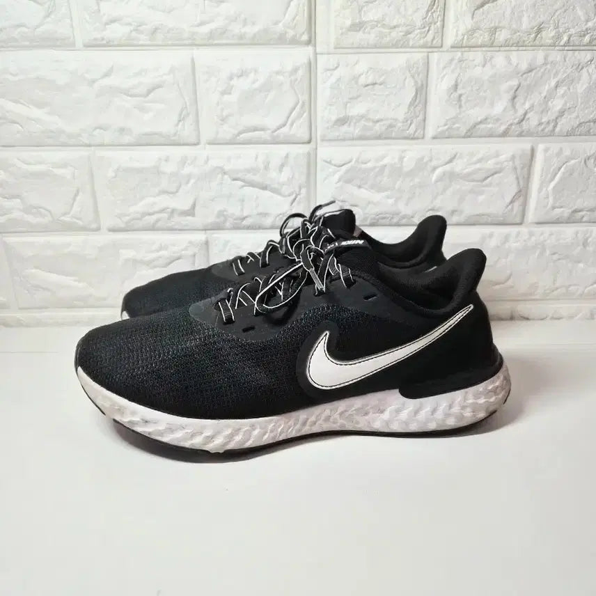 [BUNJANG] Nike Revolution 270 Running Shoes Sneakers / 나이키 270 레볼루션 런닝화 운동화