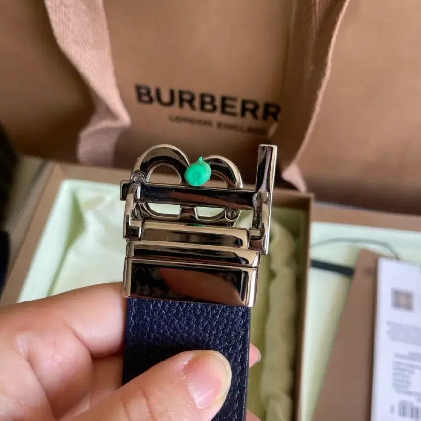 [BUNJANG] Burberry TB Logo Leather Belt Black/Navy / 버버리 TB 로고 가죽 벨트 블랙/네이비